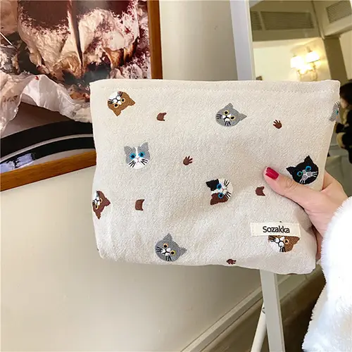 Wholesale Cat Print Cosmetic Bag | Cute & Durable Makeup Organizer for Beauty Brands & Retailers